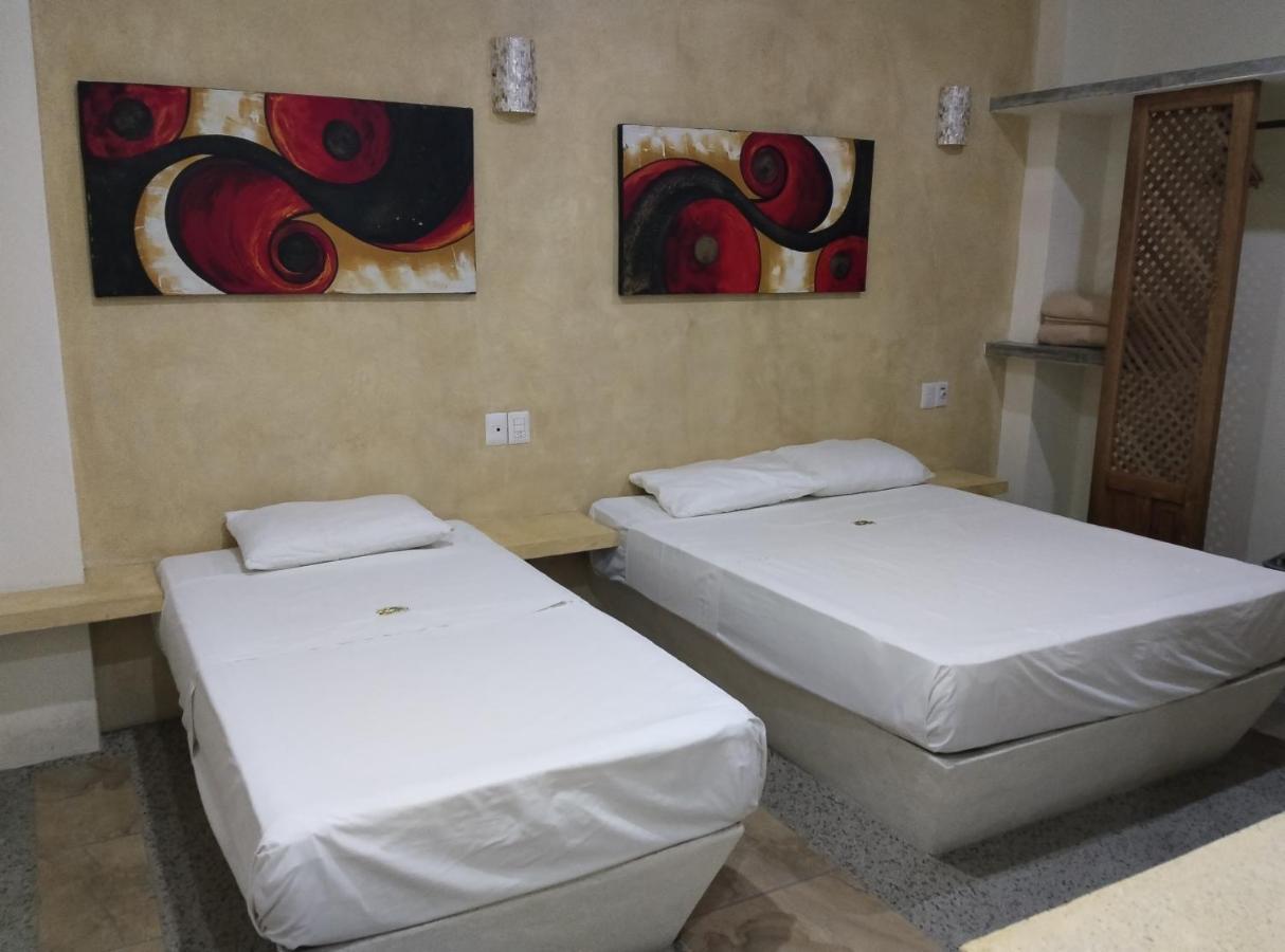 Hotel Puerta Del Sol Барра-де-Навидад Экстерьер фото